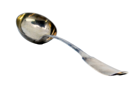 Concha de sopa em prata lisa com cabo a expedir.