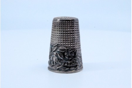 Dedal em prata recordação da Basílica de Fátima. 