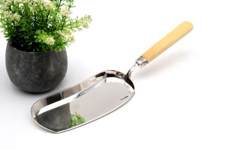 Espátula para bolos em prata lisa com cabo em osso