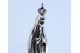 Estatueta em prata de Nossa Senhora com coroa e pairando sobre nuvens.