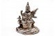 Estatueta em prata da dinvindade hindu saraswati com relevos e base em formato 
