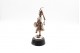Estatueta em prata de músico tradicional indiano com vários relevos e detalhes