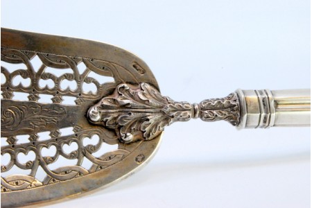 Espátula para serviço de peixe em prata