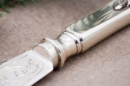 Faca para peixe em prata com gravados 