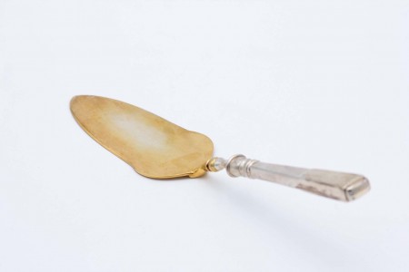 Espátula de prata para serviço de sobremesas