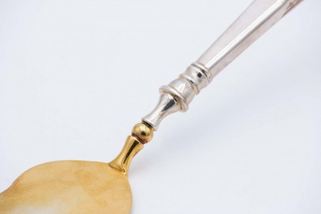 Espátula de prata para serviço de sobremesas