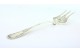 Garfo em prata com relevos e cartela para monograma no cabo com três dentes