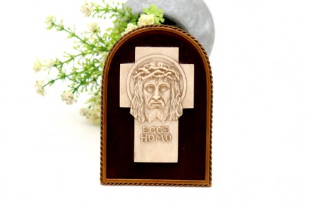 Moldura em prata dourada com imagem de Cristo