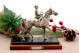 Miniatura de cavalo e jockey em prata de vulto perfeito com aplicações e relevo