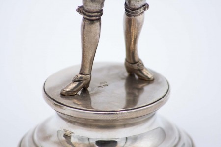 Casal de bailarinos em prata