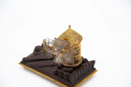 Miniatura em prata dourada de filigrana