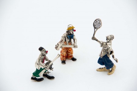 Conjunto de três palhaços em prata esmaltada