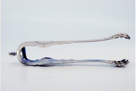 Pinça para gelo em prata em forma de garras 