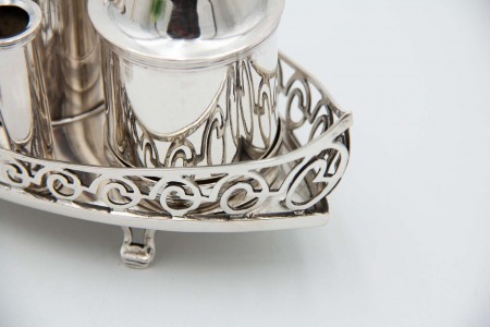  Tinteiro de prata lisa com gradinha