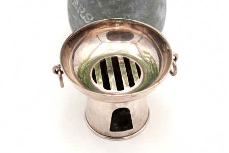  Fogareiro em prata lisa com duas argolas como pegas